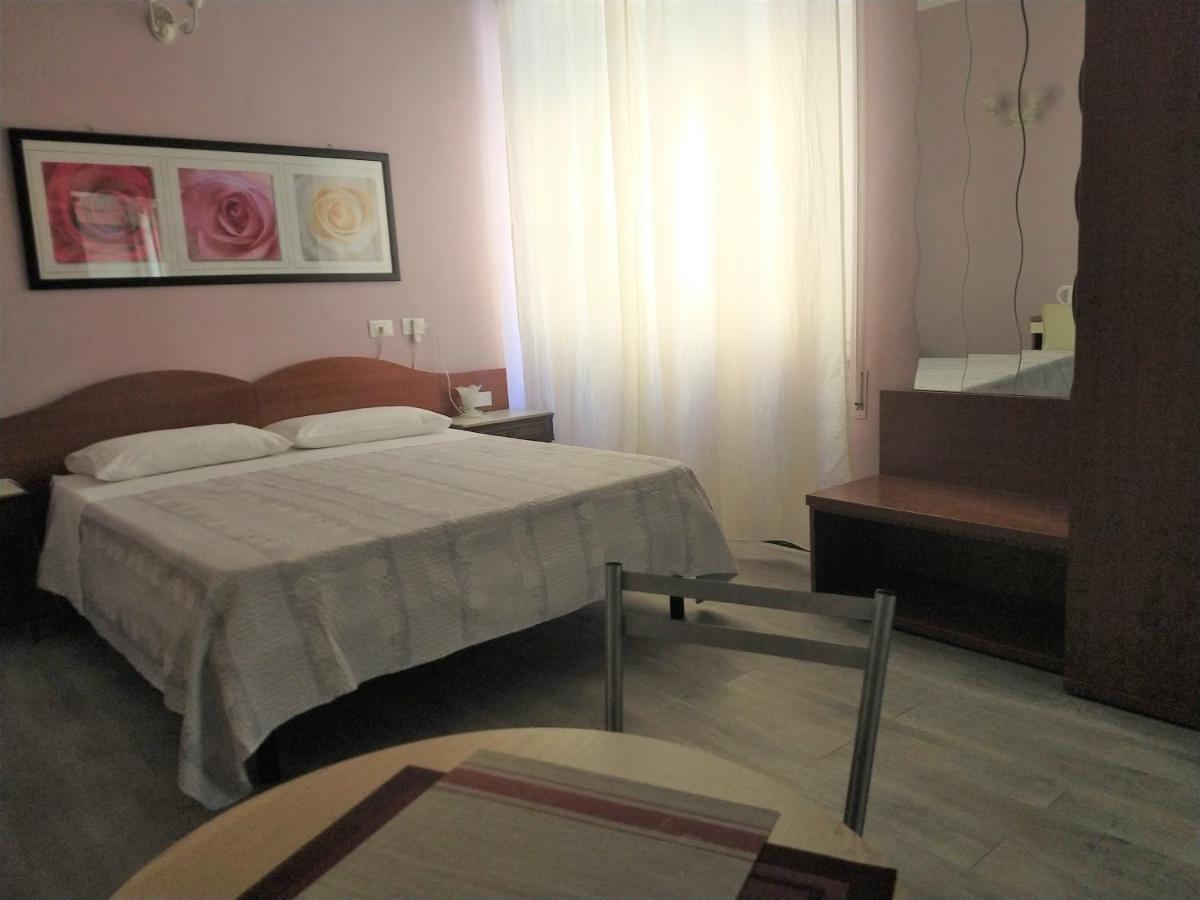 Affittacamere La Spezia Inn Ngoại thất bức ảnh