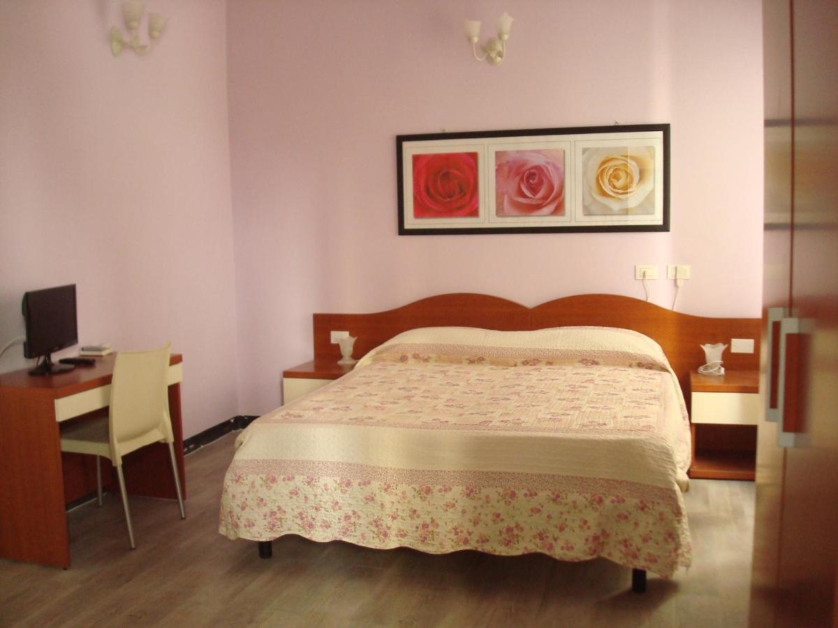 Affittacamere La Spezia Inn Ngoại thất bức ảnh
